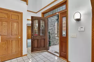 4230 N Juniper Dr, Janesville, WI 53545 - Photo 4