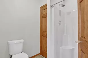 4230 N Juniper Dr, Janesville, WI 53545 - Photo 38