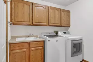 4230 N Juniper Dr, Janesville, WI 53545 - Photo 22