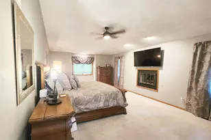 4230 N Juniper Dr, Janesville, WI 53545 - Photo 36