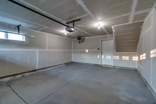 2674 Notre Dame Dr, Fitchburg, WI 53711 - Photo 32