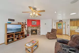 161 E Pine St, Lake Mills, WI 53551 - Photo 12