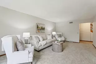 317 Castle Oaks Crossing, Waunakee, WI 53597 - Photo 14