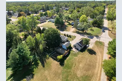 1971 S Shore Drive, Beloit, WI 53511 - Photo 6