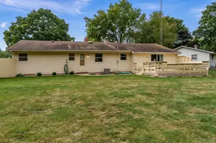 3337 Colby Ln, Janesville, WI 53546 - Photo 4