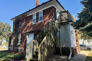 1128 19th St, Monroe, WI 53566 - Photo 4