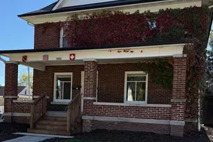 1128 19th St, Monroe, WI 53566 - Photo 2