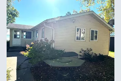 N9384 Idle Hour Drive, Randolph, WI 53956 - Photo 6