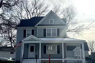 315 E Jackson St, Ripon, WI 54971 - Photo 2