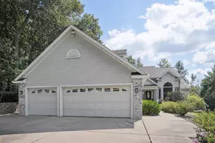 S2916A Fairway Dr, Reedsburg, WI 53959 - Photo 4