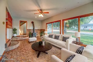 1641 S Walnut St, Janesville, WI 53546 - Photo 2
