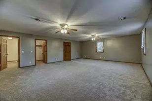 1641 S Walnut St, Janesville, WI 53546 - Photo 18