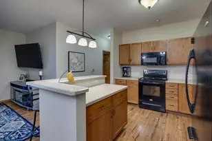 5831 Lupine Ln, Madison, WI 53718 - Photo 10