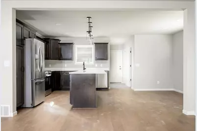 7711 Starnova Drive, Madison, WI 53719 - Photo 4