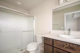 7711 Starnova Dr, Madison, WI 53719 - Photo 12