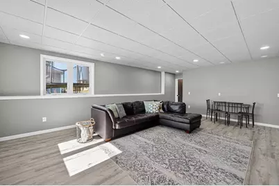 2917 Green Avenue, Blue Mounds, WI 53517 - Photo 32