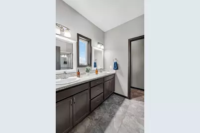 2917 Green Avenue, Blue Mounds, WI 53517 - Photo 18