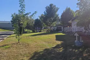 400 Hill Dr, Boscobel,  53805 - Photo 4