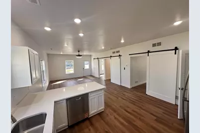 511 Pine Street, Mauston, WI 53948 - Photo 6