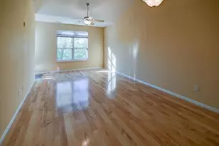 101 Metro Terrace, Madison, WI 53718 - Photo 8