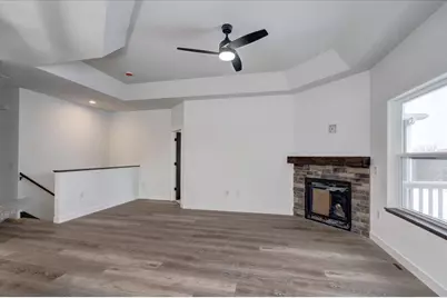 201 Mariahwynn Terrace, Lodi, WI 53555 - Photo 12
