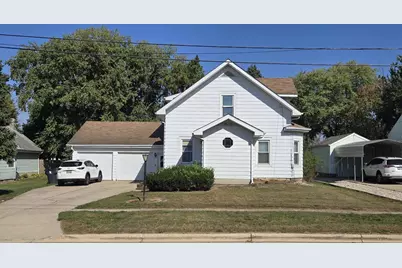 606 High Street, Clinton, WI 53525 - Photo 2