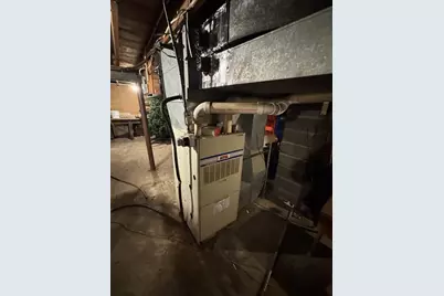 215 W Main Street, Marshall, WI 53559 - Photo 20