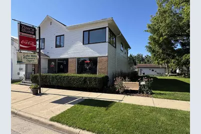 215 W Main Street, Marshall, WI 53559 - Photo 2