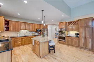 7710 Pamela Cir, Verona, WI 53593 - Photo 10