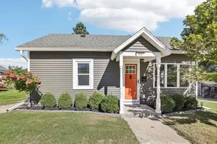 803 W Franklin St, Portage, WI 53901 - Photo 2