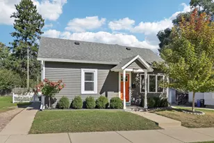 803 W Franklin St, Portage, WI 53901 - Photo 4