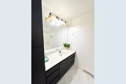 4502 W Westchester Square #3, West Milwaukee, WI 53214 - Photo 18