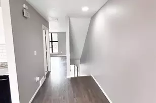 4502 W Westchester Square, West Milwaukee, WI 53214 - Photo 6