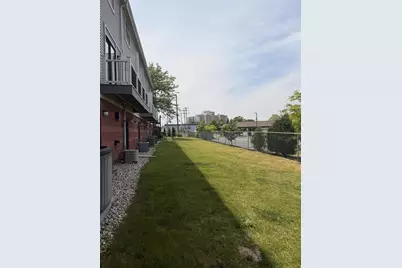 4502 W Westchester Square #3, West Milwaukee, WI 53214 - Photo 28