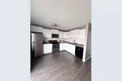 4502 W Westchester Square #3, West Milwaukee, WI 53214 - Photo 8