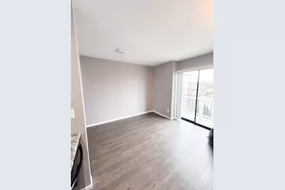 4502 W Westchester Square #3, West Milwaukee, WI 53214 - Photo 10