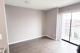 4502 W Westchester Square, West Milwaukee, WI 53214 - Photo 10