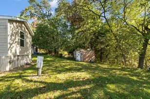 W9345 Co Rd V, Poynette, WI 53955 - Photo 10