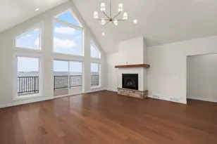 204 Lakeview Ln, Beaver Dam, WI 53916 - Photo 12