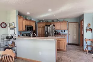 801 Derek Ln, Viroqua, WI 54665 - Photo 8