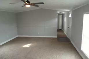 419 N Maple St, North Freedom, WI 53951 - Photo 4