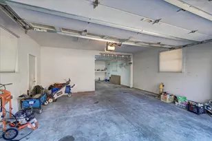 5517 Dorsett Dr, Madison, WI 53711 - Photo 40