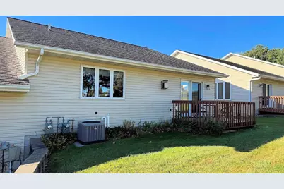 1559 N Dewey Avenue, Reedsburg, WI 53959 - Photo 4