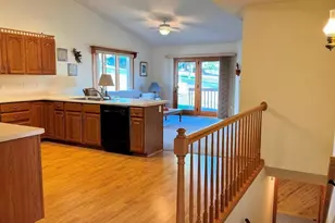 1559 N Dewey Ave, Reedsburg, WI 53959 - Photo 6