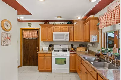 859 6th Avenue, Hancock, WI 54943 - Photo 14