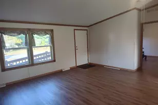 109 S 4th St, Avoca, WI 53506 - Photo 6