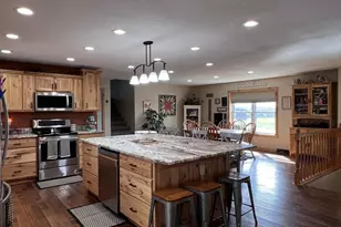 S4354 Curti Rd, Genoa, WI 54632 - Photo 4