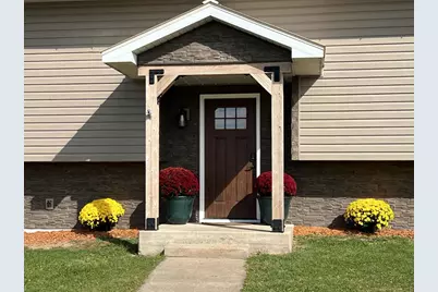 S4354 Curti Road, Genoa, WI 54632 - Photo 2