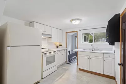 2821 W Court Street, Janesville, WI 53548 - Photo 12