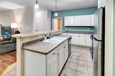 955 Liberty Boulevard #103, Sun Prairie, WI 53590 - Photo 6